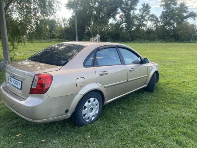 Бежевий Шевроле Лачетті, об'ємом двигуна 1.8 л та пробігом 236 тис. км за 3500 $, фото 1 на Automoto.ua