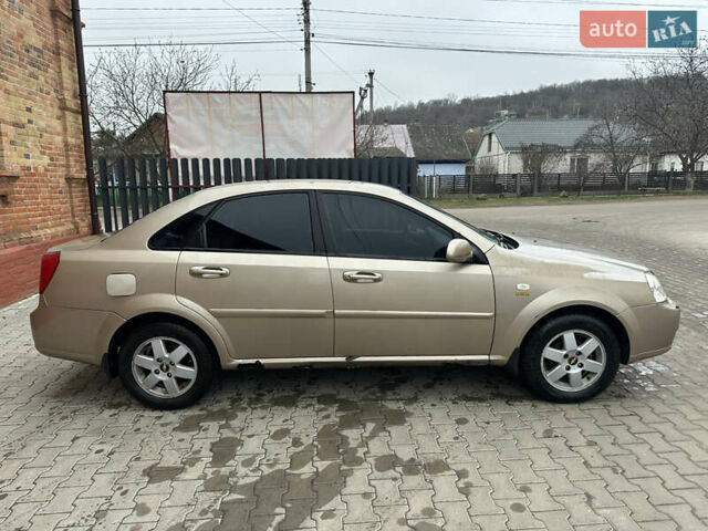 Бежевий Шевроле Лачетті, об'ємом двигуна 1.8 л та пробігом 230 тис. км за 2500 $, фото 2 на Automoto.ua