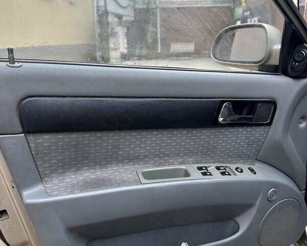 Бежевий Шевроле Лачетті, об'ємом двигуна 1.8 л та пробігом 230 тис. км за 2500 $, фото 14 на Automoto.ua