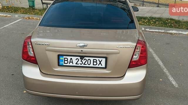 Бежевый Шевроле Лачетти, объемом двигателя 1.8 л и пробегом 257 тыс. км за 4100 $, фото 6 на Automoto.ua