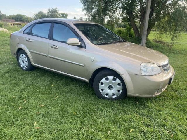 Бежевий Шевроле Лачетті, об'ємом двигуна 1.8 л та пробігом 236 тис. км за 3500 $, фото 5 на Automoto.ua