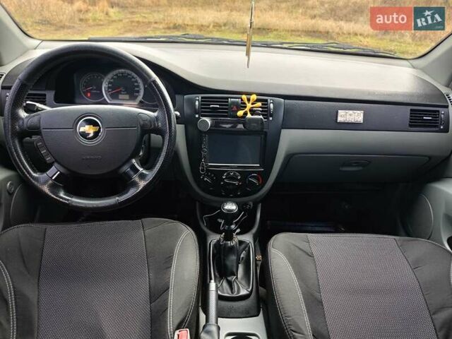 Бежевый Шевроле Лачетти, объемом двигателя 1.6 л и пробегом 298 тыс. км за 3600 $, фото 10 на Automoto.ua