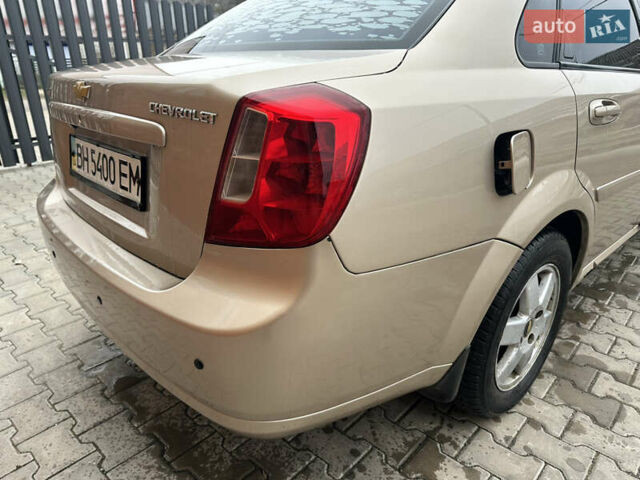 Бежевий Шевроле Лачетті, об'ємом двигуна 1.8 л та пробігом 230 тис. км за 2500 $, фото 4 на Automoto.ua
