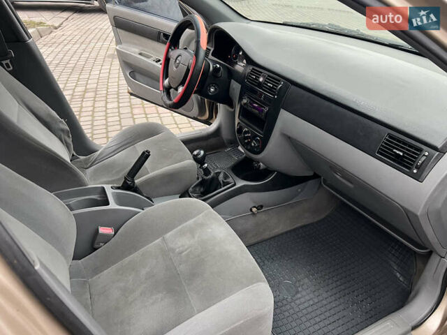 Бежевый Шевроле Лачетти, объемом двигателя 1.6 л и пробегом 169 тыс. км за 2850 $, фото 20 на Automoto.ua