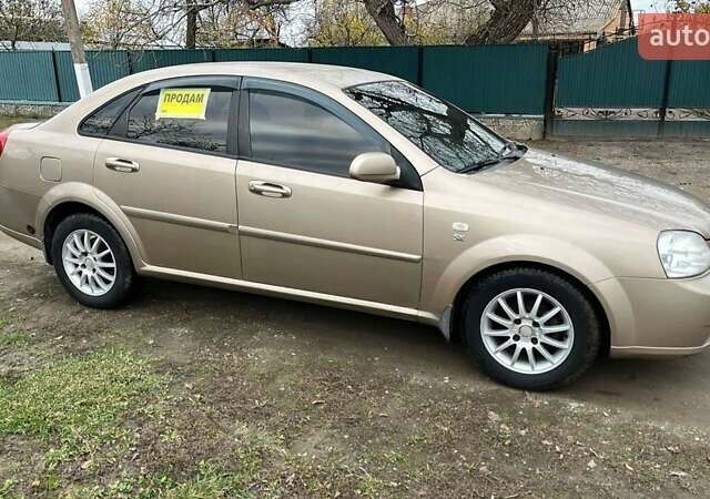 Бежевый Шевроле Лачетти, объемом двигателя 1.8 л и пробегом 267 тыс. км за 3200 $, фото 2 на Automoto.ua