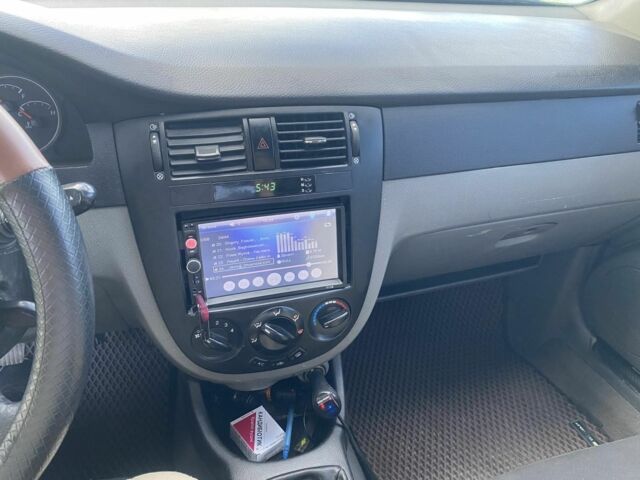 Бежевий Шевроле Лачетті, об'ємом двигуна 1.8 л та пробігом 236 тис. км за 3500 $, фото 7 на Automoto.ua