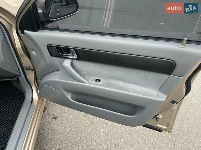Бежевий Шевроле Лачетті, об'ємом двигуна 1.8 л та пробігом 212 тис. км за 4200 $, фото 6 на Automoto.ua