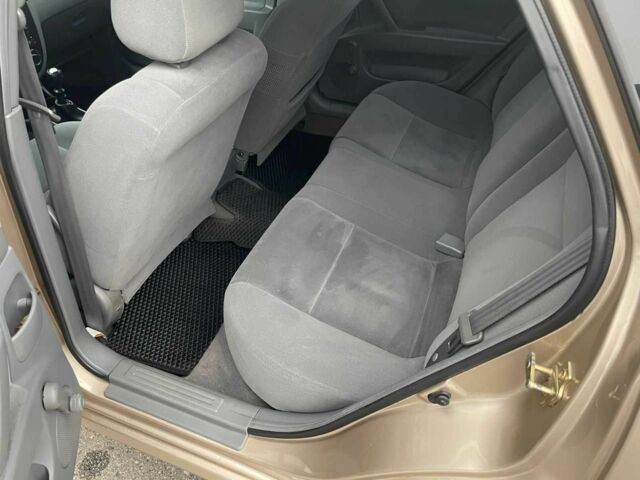 Бежевый Шевроле Лачетти, объемом двигателя 1.8 л и пробегом 212 тыс. км за 4200 $, фото 15 на Automoto.ua