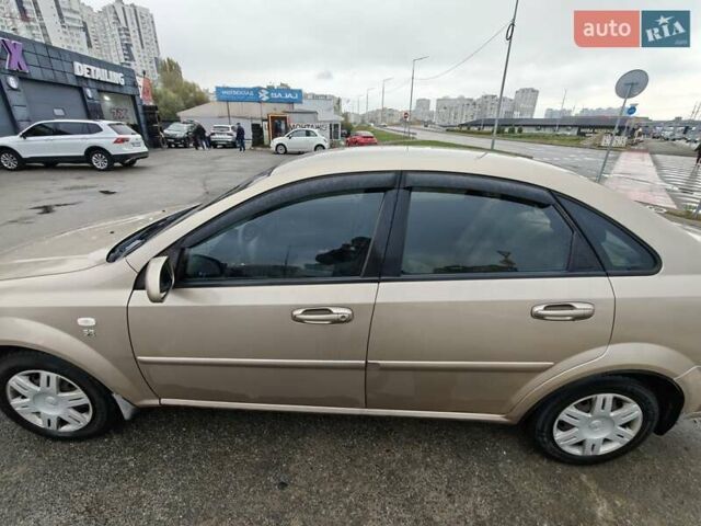 Шевроле Лачетти 2005 в Киеве на Automoto.ua Бежевый Шевроле Лачетти, объемом двигателя 1.6 л и пробегом 283 тыс. км за 4000 $, фото 4 на Automoto.ua