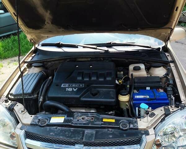 Бежевый Шевроле Лачетти, объемом двигателя 1.6 л и пробегом 296 тыс. км за 4000 $, фото 5 на Automoto.ua