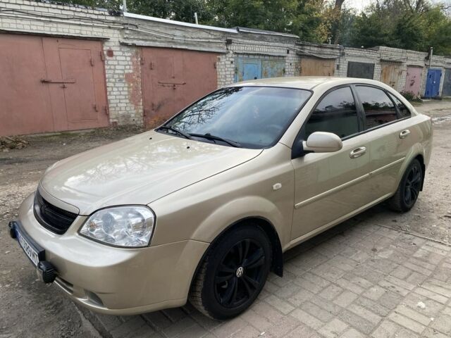 Бежевий Шевроле Лачетті, об'ємом двигуна 1.6 л та пробігом 250 тис. км за 3600 $, фото 15 на Automoto.ua