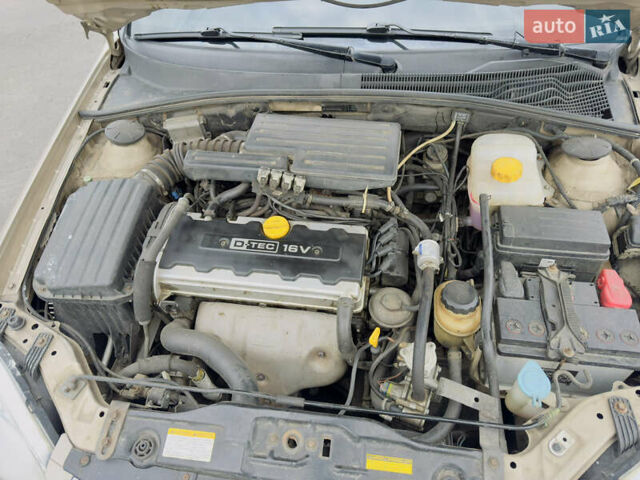 Бежевый Шевроле Лачетти, объемом двигателя 1.8 л и пробегом 184 тыс. км за 3999 $, фото 8 на Automoto.ua