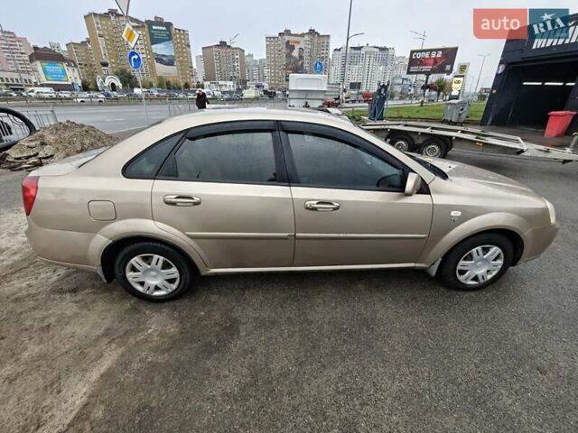 Шевроле Лачетти 2005 в Киеве на Automoto.ua Бежевый Шевроле Лачетти, объемом двигателя 1.6 л и пробегом 283 тыс. км за 4000 $, фото 8 на Automoto.ua