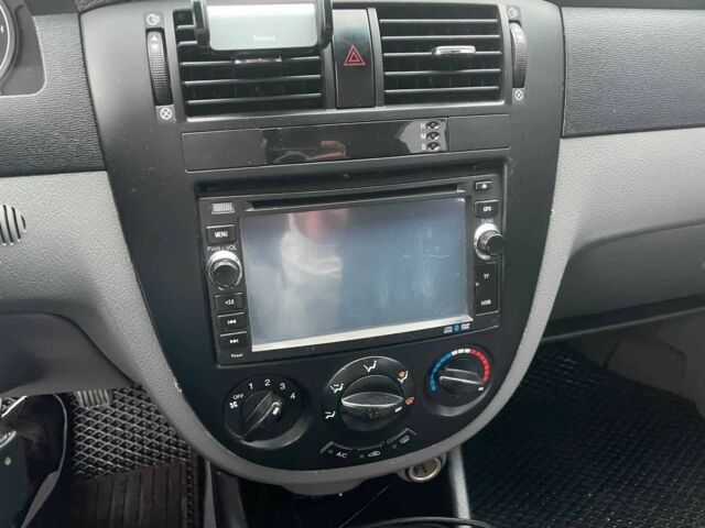 Бежевый Шевроле Лачетти, объемом двигателя 1.8 л и пробегом 212 тыс. км за 4200 $, фото 17 на Automoto.ua