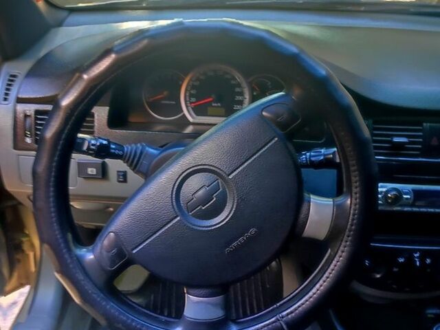 Бежевый Шевроле Лачетти, объемом двигателя 1.6 л и пробегом 220 тыс. км за 3400 $, фото 2 на Automoto.ua