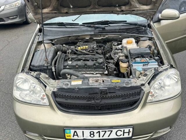 Бежевый Шевроле Лачетти, объемом двигателя 1.6 л и пробегом 320 тыс. км за 2600 $, фото 6 на Automoto.ua