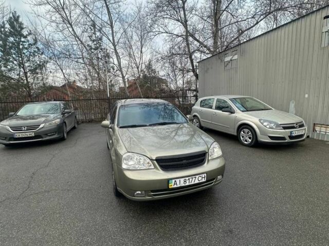 Бежевый Шевроле Лачетти, объемом двигателя 1.6 л и пробегом 320 тыс. км за 2600 $, фото 1 на Automoto.ua