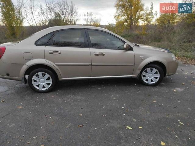 Бежевый Шевроле Лачетти, объемом двигателя 1.8 л и пробегом 212 тыс. км за 3700 $, фото 1 на Automoto.ua