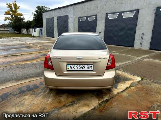 Бежевий Шевроле Лачетті, об'ємом двигуна 1.6 л та пробігом 225 тис. км за 3700 $, фото 3 на Automoto.ua