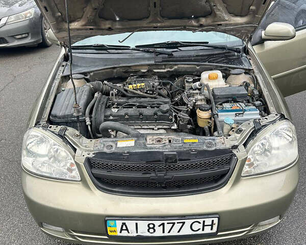 Бежевый Шевроле Лачетти, объемом двигателя 1.6 л и пробегом 340 тыс. км за 2600 $, фото 7 на Automoto.ua