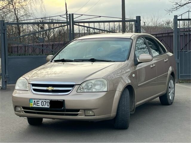Бежевий Шевроле Лачетті, об'ємом двигуна 1.8 л та пробігом 200 тис. км за 3999 $, фото 2 на Automoto.ua