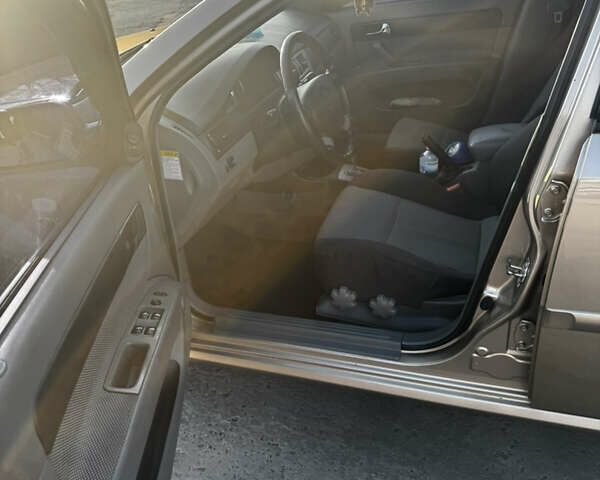 Бежевий Шевроле Лачетті, об'ємом двигуна 1.8 л та пробігом 139 тис. км за 4700 $, фото 13 на Automoto.ua