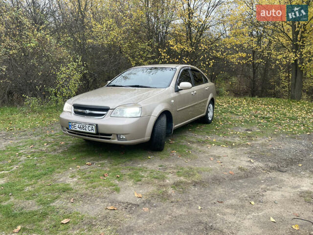 Бежевий Шевроле Лачетті, об'ємом двигуна 1.8 л та пробігом 253 тис. км за 3900 $, фото 3 на Automoto.ua