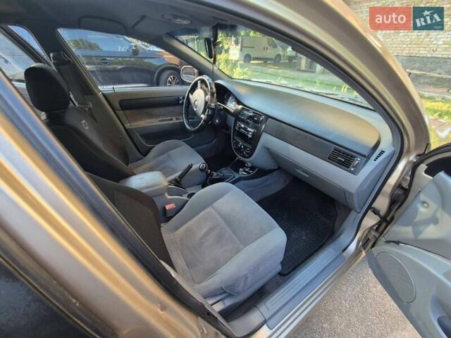 Бежевый Шевроле Лачетти, объемом двигателя 1.8 л и пробегом 233 тыс. км за 4000 $, фото 15 на Automoto.ua