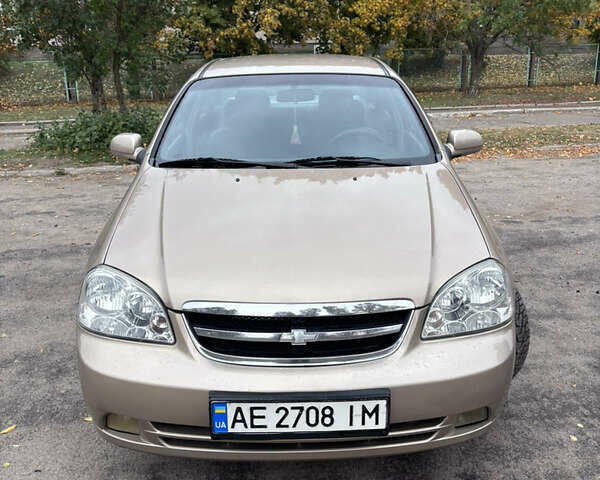 Бежевый Шевроле Лачетти, объемом двигателя 1.8 л и пробегом 250 тыс. км за 4999 $, фото 4 на Automoto.ua