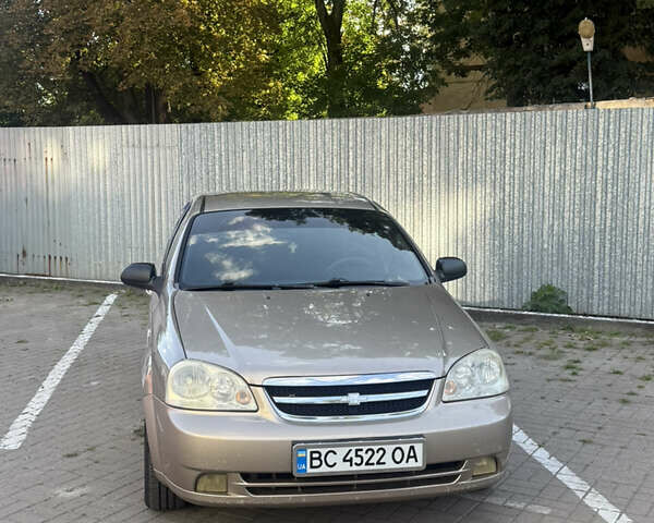 Бежевый Шевроле Лачетти, объемом двигателя 1.6 л и пробегом 260 тыс. км за 3350 $, фото 3 на Automoto.ua
