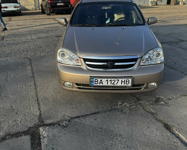 Бежевий Шевроле Лачетті, об'ємом двигуна 1.8 л та пробігом 139 тис. км за 4700 $, фото 10 на Automoto.ua