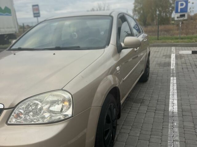 Шевроле Лачетти 2007 в Пирятине на Automoto.ua Бежевый Шевроле Лачетти, объемом двигателя 1.8 л и пробегом 320 тыс. км за 3500 $, фото 4 на Automoto.ua