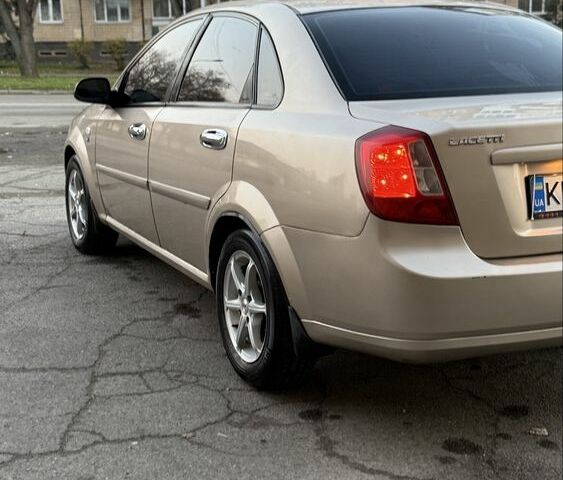 Бежевый Шевроле Лачетти, объемом двигателя 1.6 л и пробегом 228 тыс. км за 4300 $, фото 2 на Automoto.ua