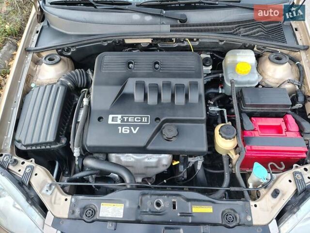 Бежевый Шевроле Лачетти, объемом двигателя 1.6 л и пробегом 230 тыс. км за 4200 $, фото 22 на Automoto.ua