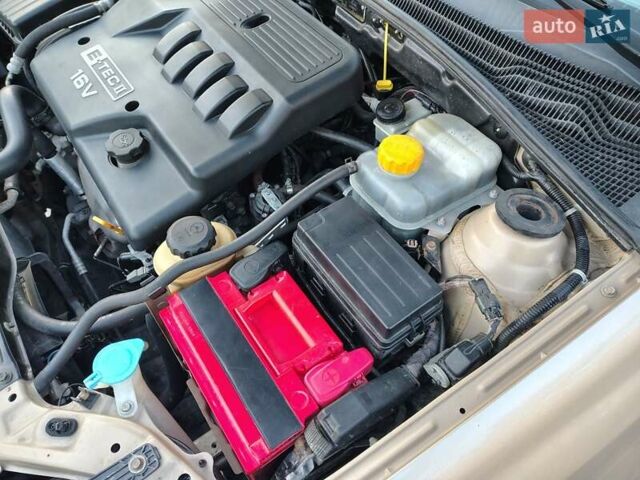 Бежевый Шевроле Лачетти, объемом двигателя 1.6 л и пробегом 230 тыс. км за 4200 $, фото 18 на Automoto.ua