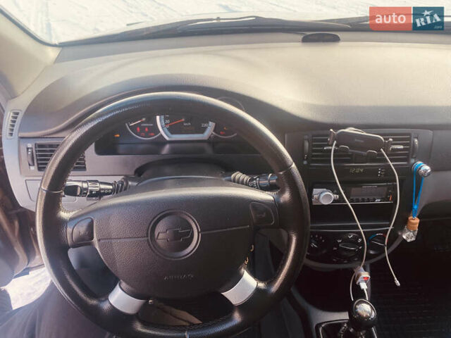 Бежевий Шевроле Лачетті, об'ємом двигуна 1.8 л та пробігом 248 тис. км за 4400 $, фото 20 на Automoto.ua
