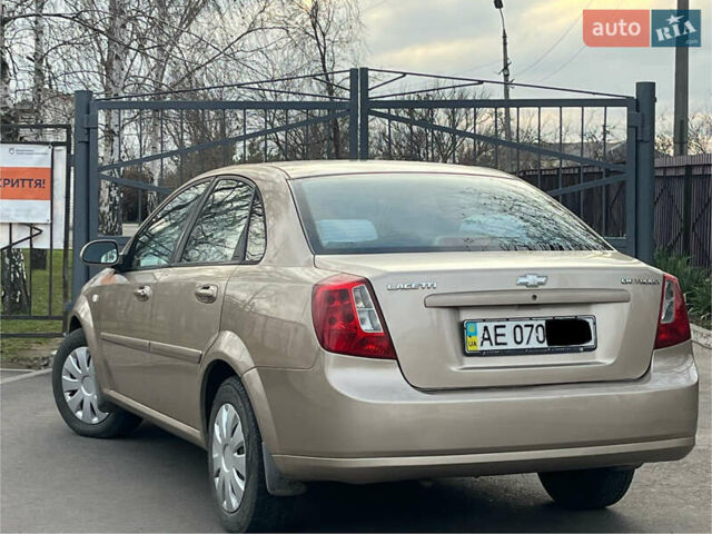 Бежевий Шевроле Лачетті, об'ємом двигуна 1.8 л та пробігом 200 тис. км за 3999 $, фото 3 на Automoto.ua