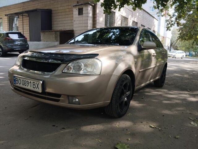 Бежевый Шевроле Лачетти, объемом двигателя 1.8 л и пробегом 260 тыс. км за 3450 $, фото 1 на Automoto.ua