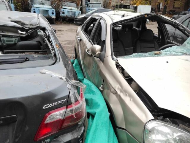 Бежевый Шевроле Лачетти, объемом двигателя 1.8 л и пробегом 216 тыс. км за 1200 $, фото 2 на Automoto.ua