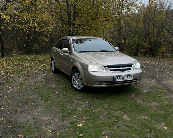 Бежевий Шевроле Лачетті, об'ємом двигуна 1.8 л та пробігом 253 тис. км за 3900 $, фото 1 на Automoto.ua