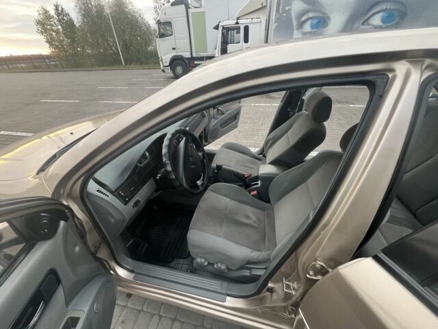 Шевроле Лачетти 2007 в Пирятине на Automoto.ua Бежевый Шевроле Лачетти, объемом двигателя 1.8 л и пробегом 320 тыс. км за 3500 $, фото 7 на Automoto.ua