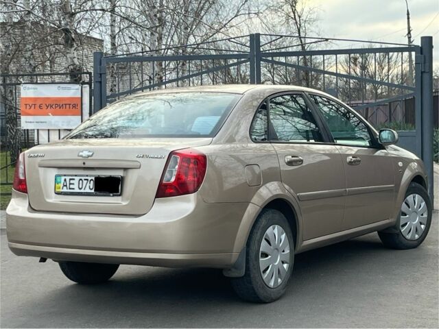 Бежевий Шевроле Лачетті, об'ємом двигуна 1.8 л та пробігом 200 тис. км за 3999 $, фото 5 на Automoto.ua