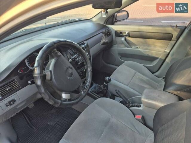 Бежевый Шевроле Лачетти, объемом двигателя 1.8 л и пробегом 233 тыс. км за 4000 $, фото 11 на Automoto.ua