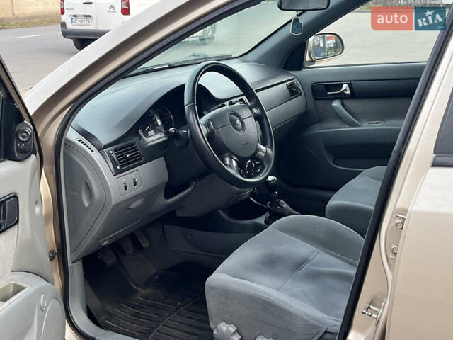 Бежевий Шевроле Лачетті, об'ємом двигуна 1.8 л та пробігом 200 тис. км за 3999 $, фото 7 на Automoto.ua