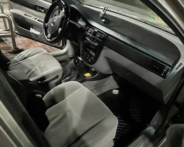 Бежевый Шевроле Лачетти, объемом двигателя 1.8 л и пробегом 300 тыс. км за 4000 $, фото 5 на Automoto.ua