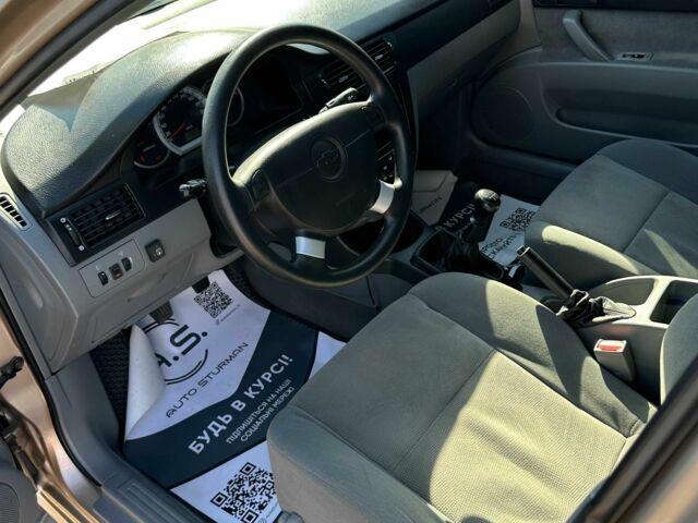 Шевроле Лачетти 2008 в Кривом Роге на Automoto.ua Бежевый Шевроле Лачетти, объемом двигателя 1.6 л и пробегом 220 тыс. км за 4600 $, фото 14 на Automoto.ua