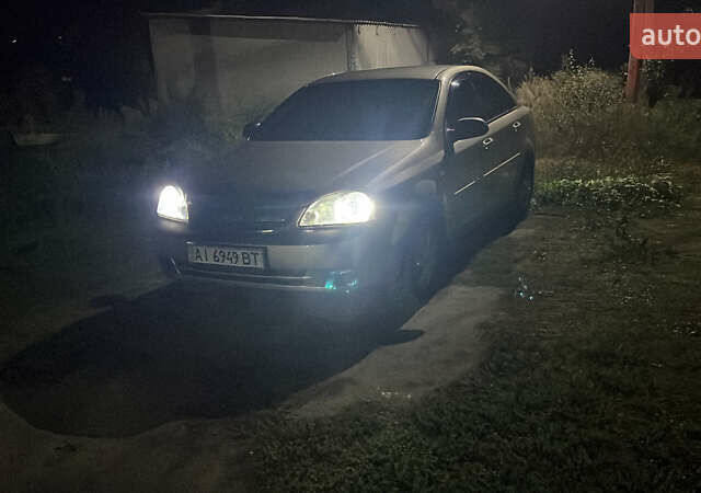 Бежевый Шевроле Лачетти, объемом двигателя 1.6 л и пробегом 184 тыс. км за 4800 $, фото 3 на Automoto.ua