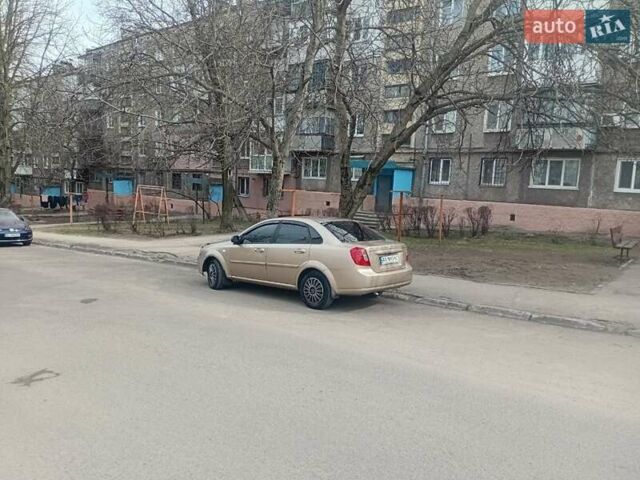 Бежевый Шевроле Лачетти, объемом двигателя 1.6 л и пробегом 220 тыс. км за 4100 $, фото 4 на Automoto.ua
