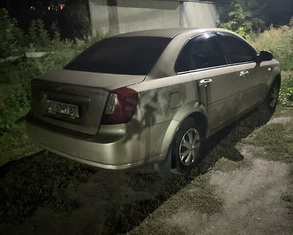 Бежевый Шевроле Лачетти, объемом двигателя 1.6 л и пробегом 184 тыс. км за 4800 $, фото 2 на Automoto.ua