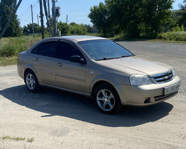 Бежевый Шевроле Лачетти, объемом двигателя 1.6 л и пробегом 340 тыс. км за 3500 $, фото 4 на Automoto.ua